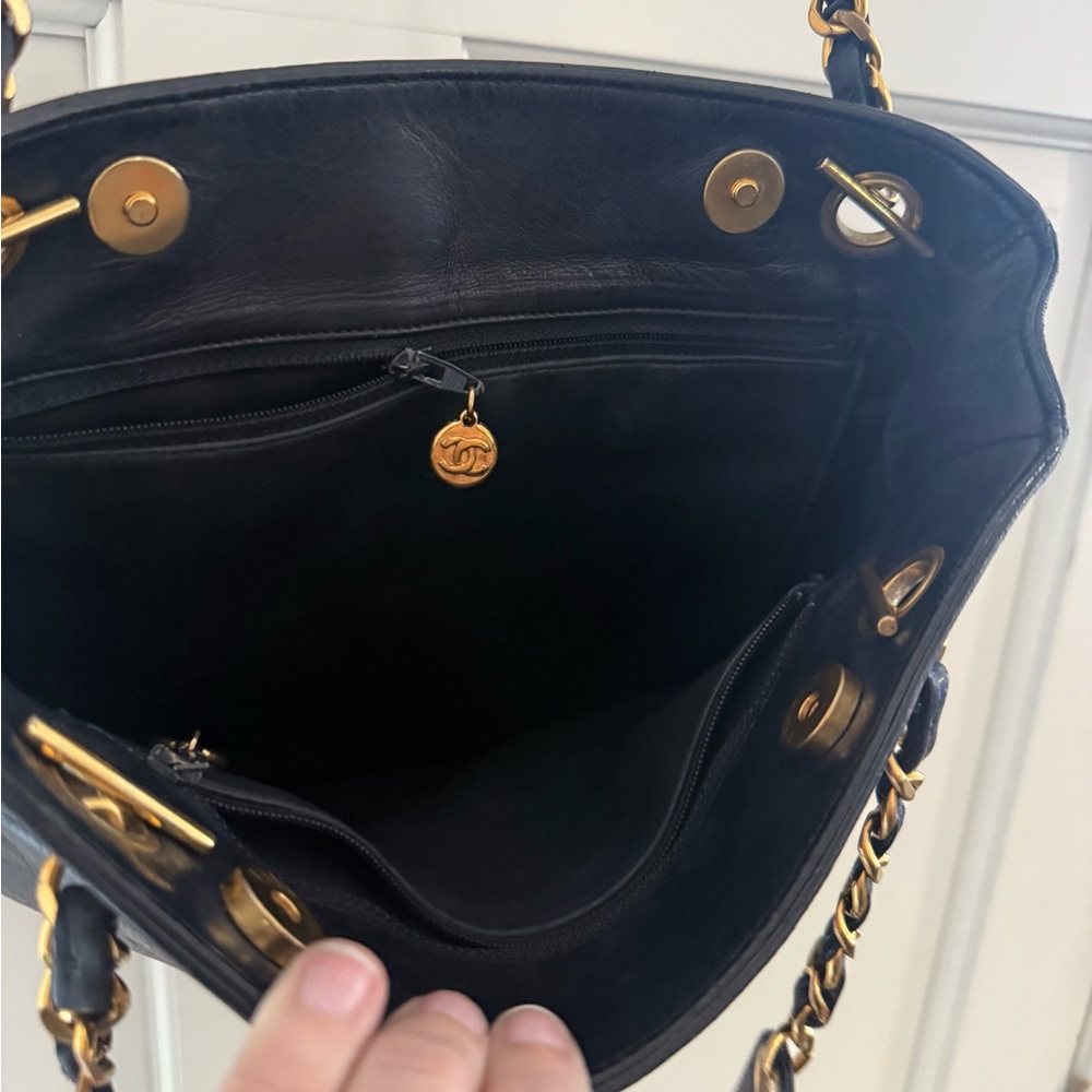 CHANEL Vintage Coco Mark Chain Shoulder Tote -Black Leather Gold Hardware w/CoA - Picture 10 of 15